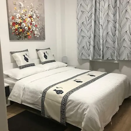 Kapetan Apartment *